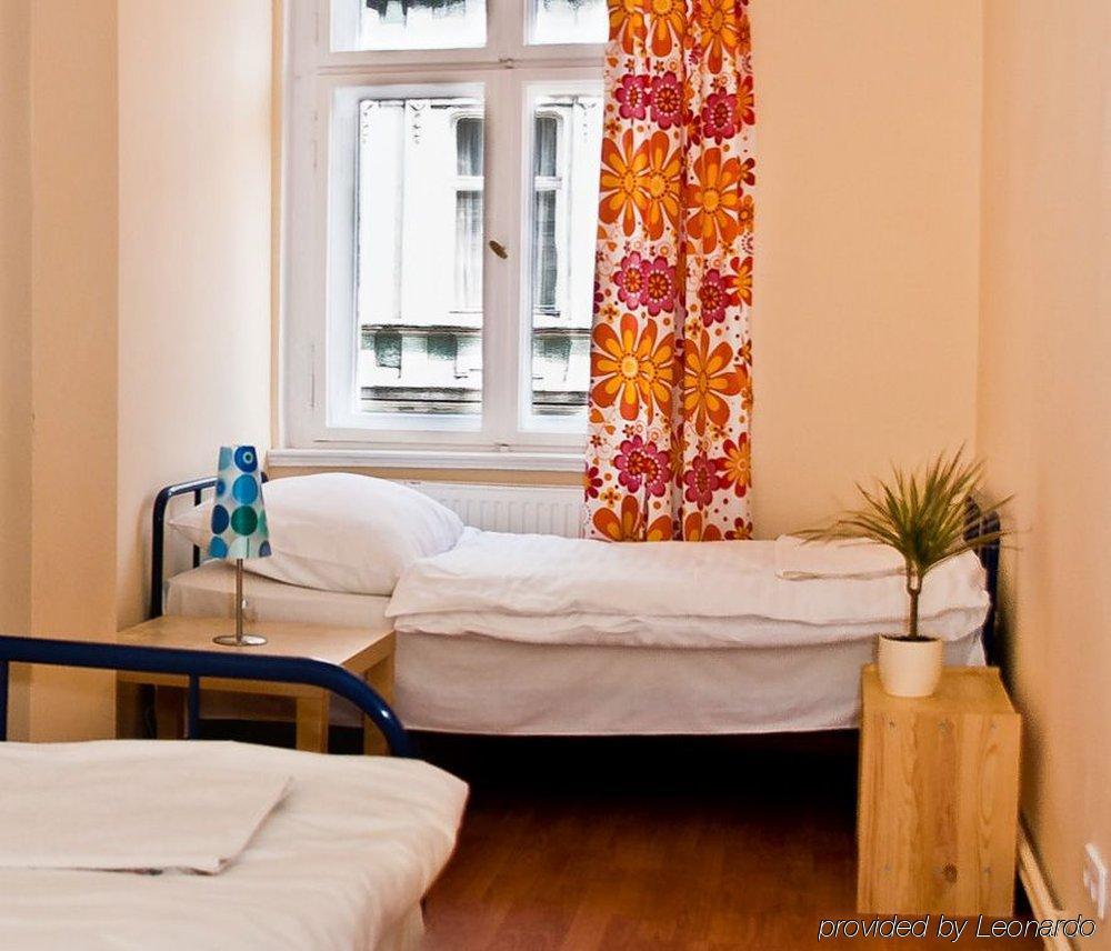 Frolic Goats Hostel Poznań Kamer foto