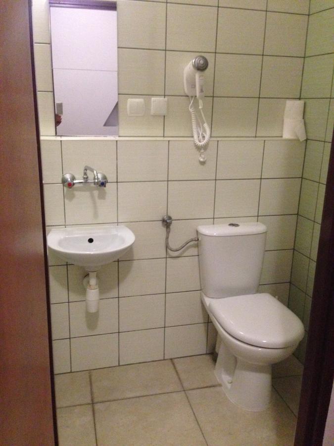 Frolic Goats Hostel Poznań Buitenkant foto