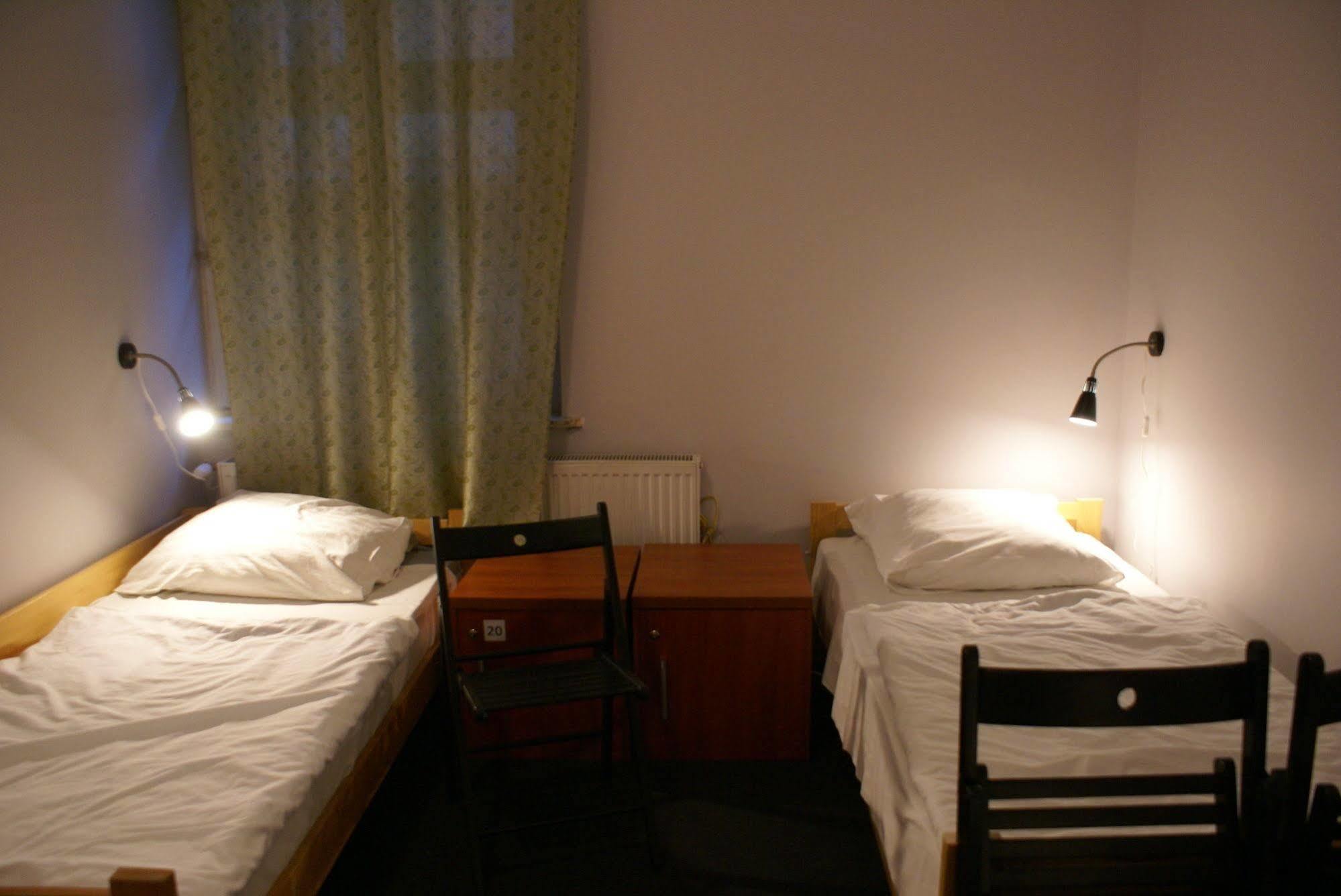 Frolic Goats Hostel Poznań Buitenkant foto