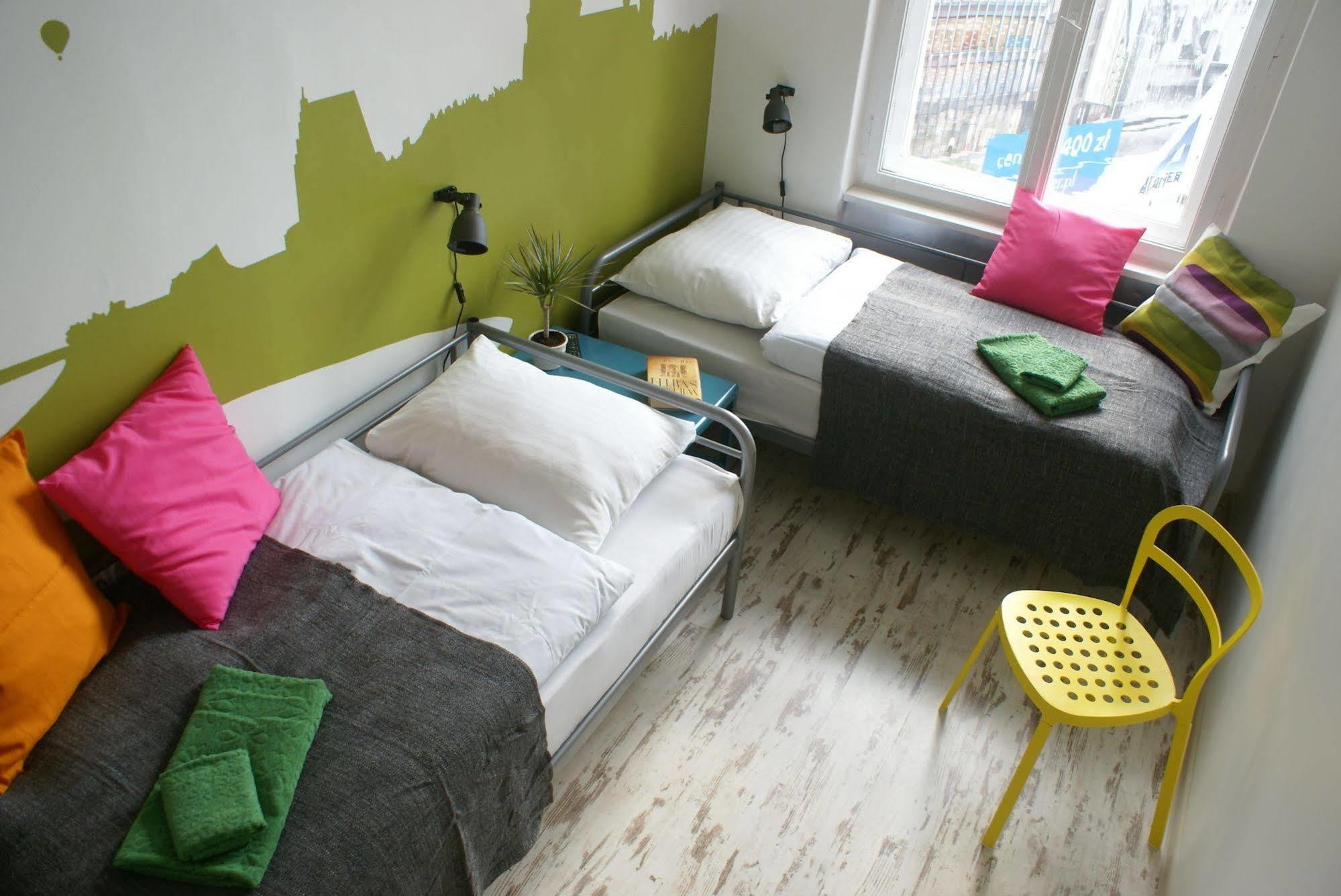 Frolic Goats Hostel Poznań Buitenkant foto